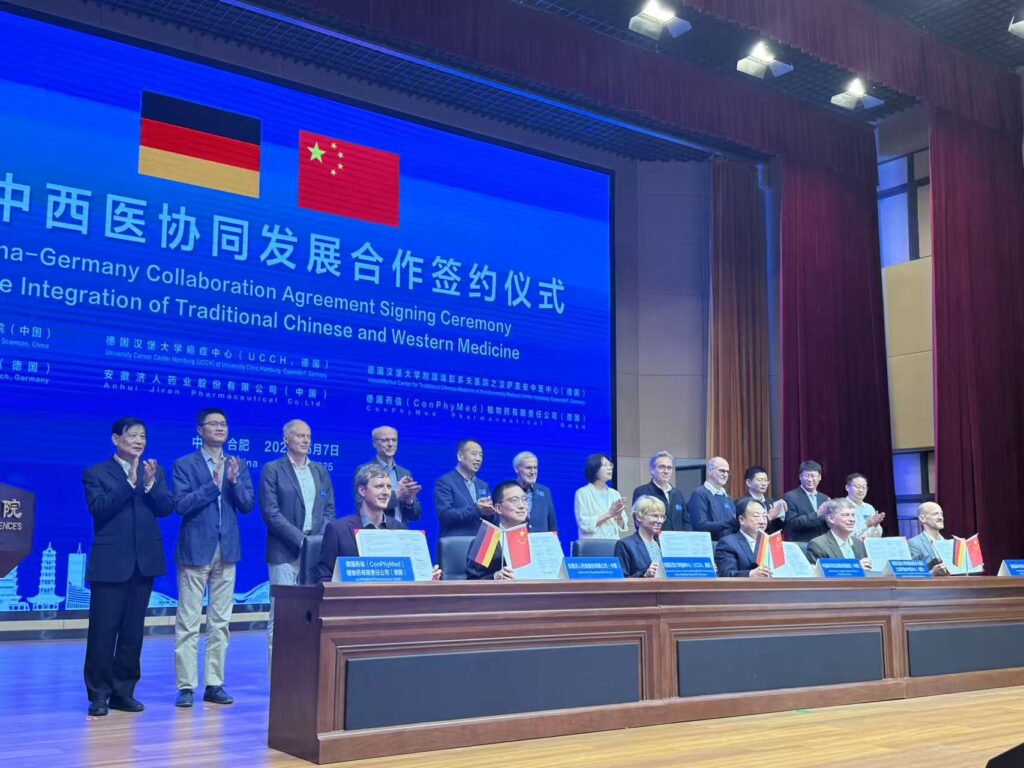 Cancer Hospital Hefei und ConPhyMed + Hanse Merkur Zentrum für Traditionelle Chinesische Medizin